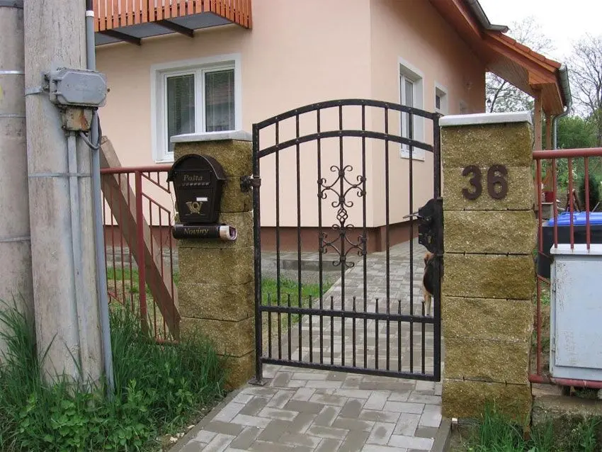 Kovácsoltvas kapu B24 – Fotó: 1 / 1