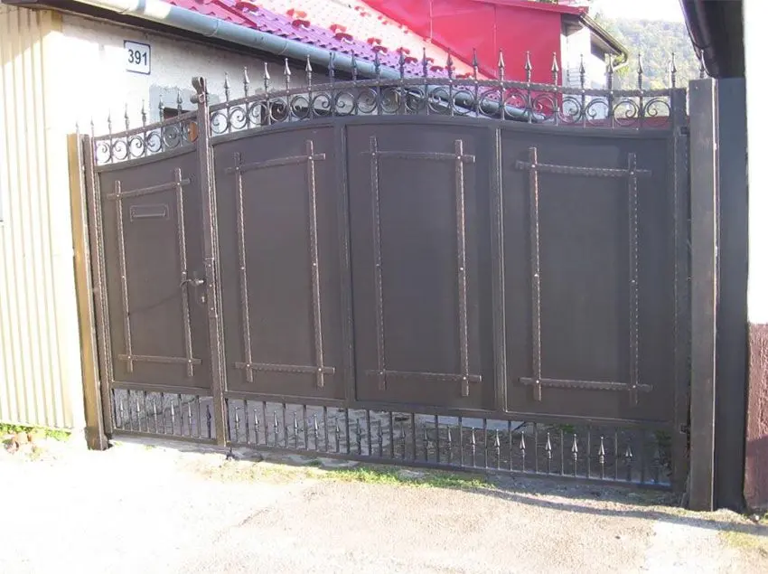 Schmiedetor P15 – Foto 1 von 1
