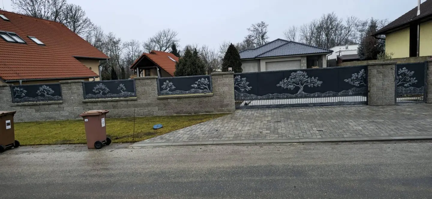 Kovácsoltvas kapu R102 – Fotó: 1 / 1